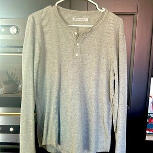 Kelly Slaters brand, Outerknown. like new size M